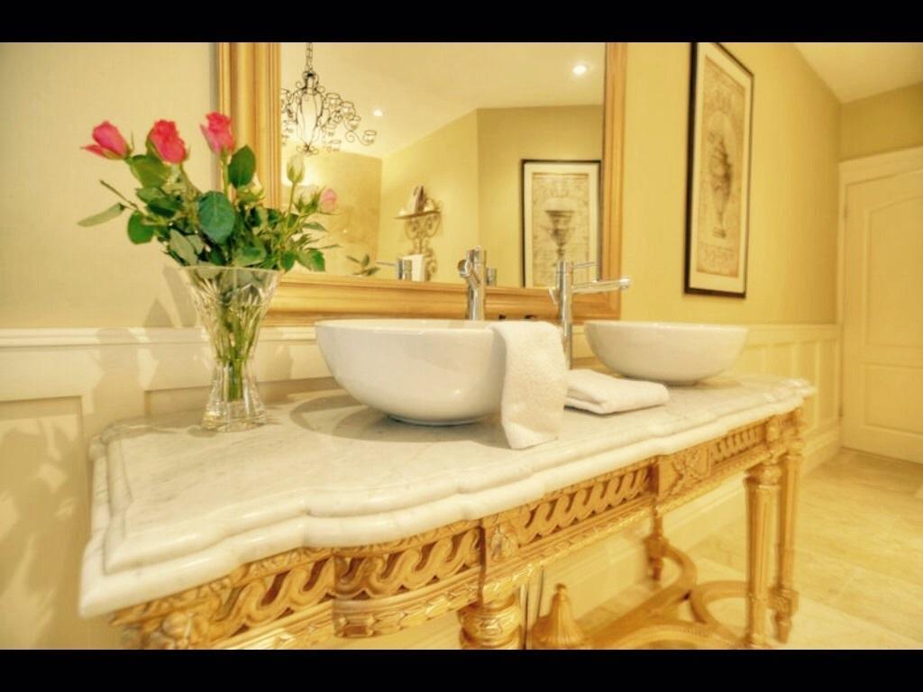 Lakeview Lodge B&B Blessington Bagian luar foto