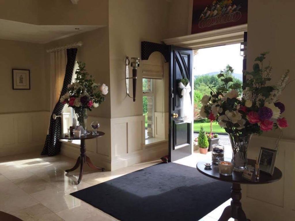 Lakeview Lodge B&B Blessington Bagian luar foto